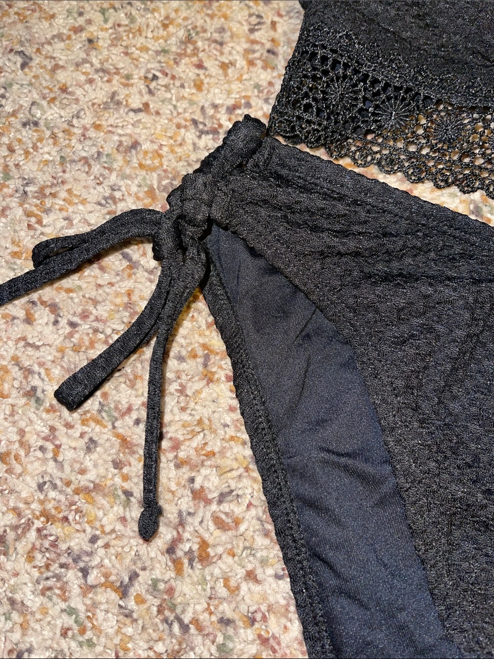 NEW❗️Black Cupshe Bikini - Picture 3 of 5